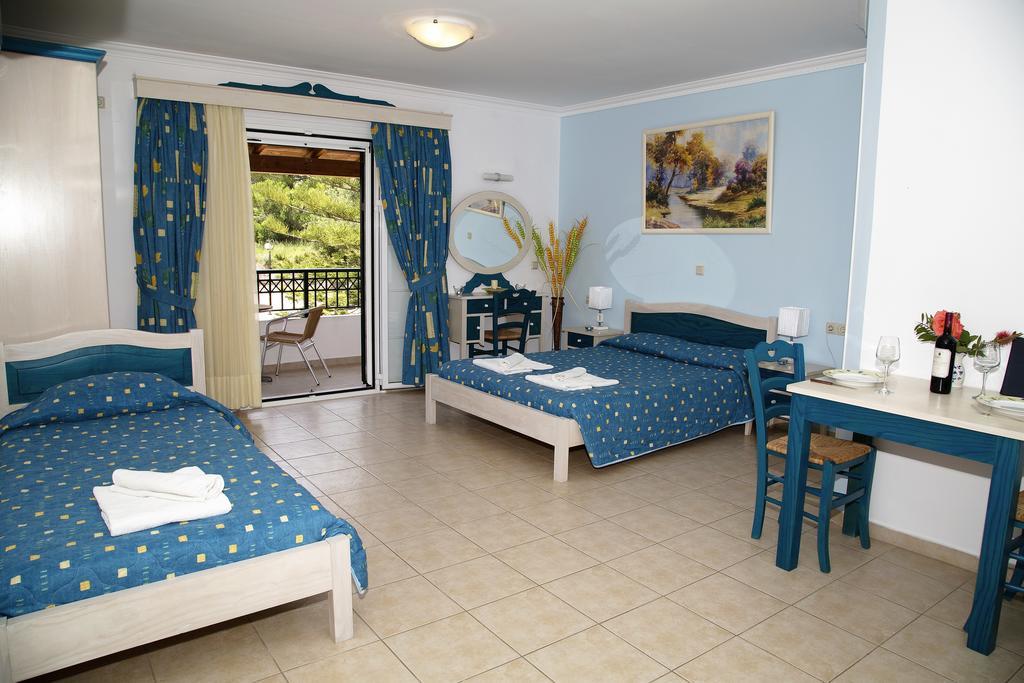 Helen Apartments & Studios Agios Stefanos Avliotes  Exteriér fotografie